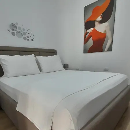 Luxury Dennis