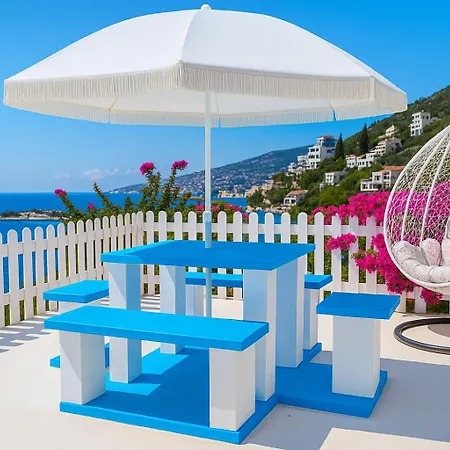 Luxury Dennis Feriehus