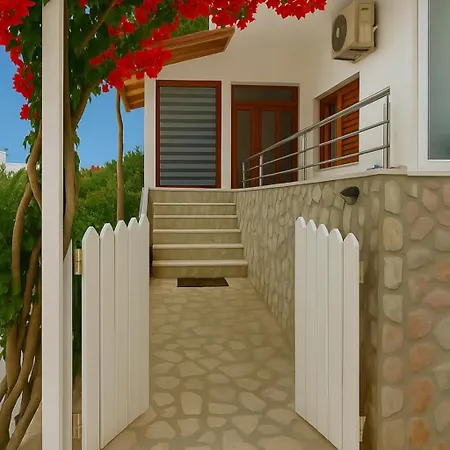 Luxury Dennis Feriehus