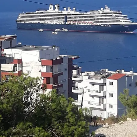 Luxury Dennis Сasa de vacaciones Sarandë