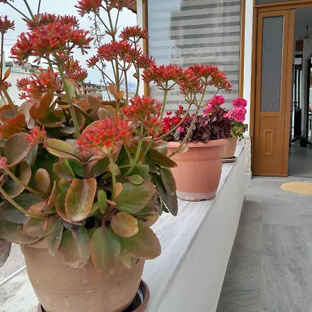 Luxury Dennis 펜션 Sarandë