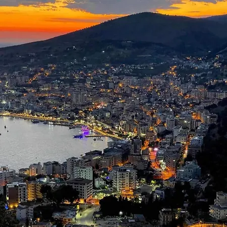 Luxury Dennis 펜션 Sarandë