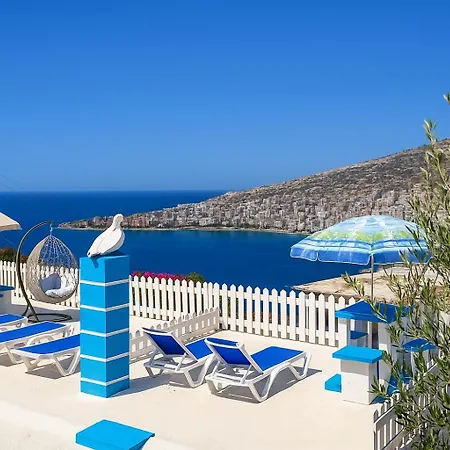 펜션 Luxury Dennis Sarandë