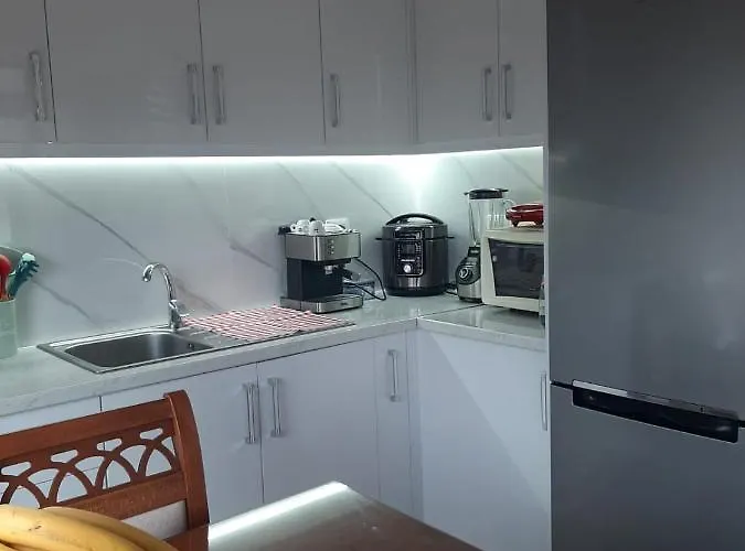 Luxury Dennis 度假居 Sarandë