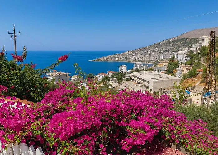 Luxury Dennis * Saranda