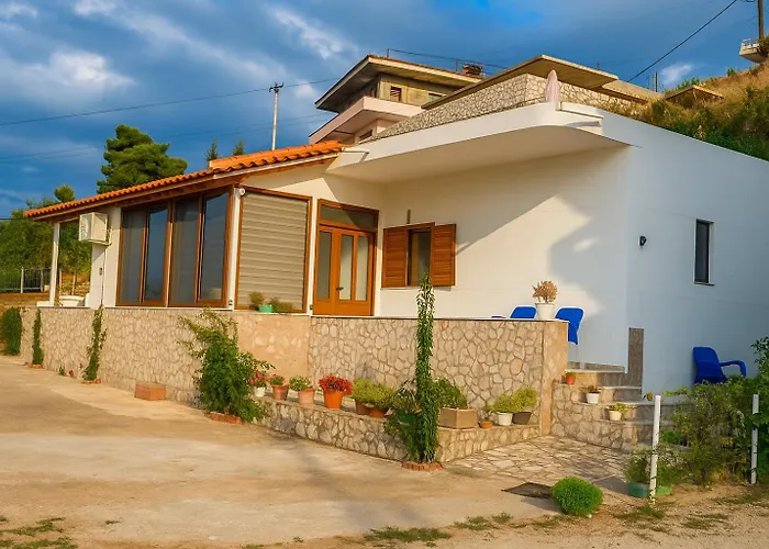 Luxury Dennis 度假居 Sarandë