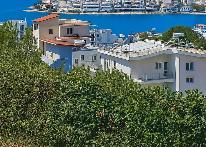 度假居 Luxury Dennis *